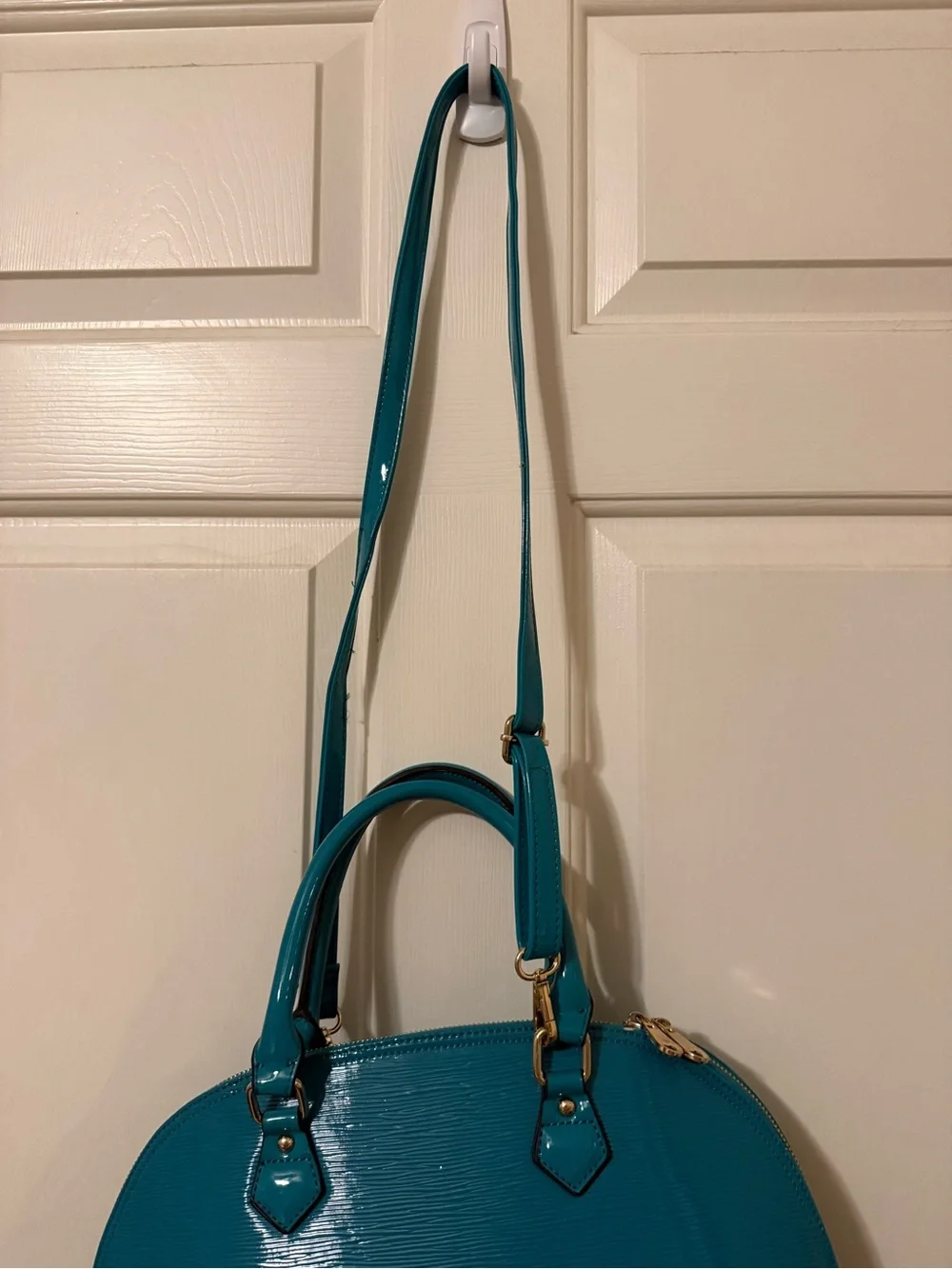 Women’s Teal Dome Satchel Bag - Stylish Everyday Tote